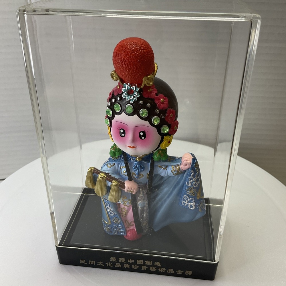 Chinese Peking Opera‎ Lou Bei Figurine In Gift Box